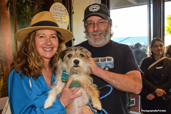 Coffee Shop for Dogs, Best Friends Pet Supply