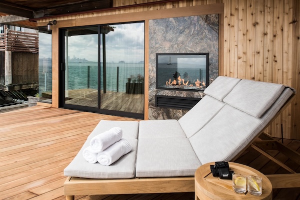 Inn Above the Tide