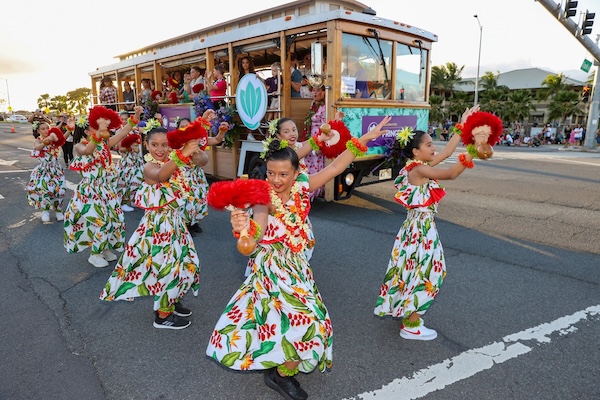 Ko Olina Kuhio Parade