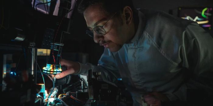 Le doctorant Alireza Geravand travaille sur cette technologie dans les laboratoires du COPL