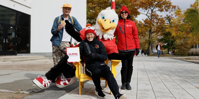 Mascotte de l'Université Laval lors de la semaine ULaval pour toujours