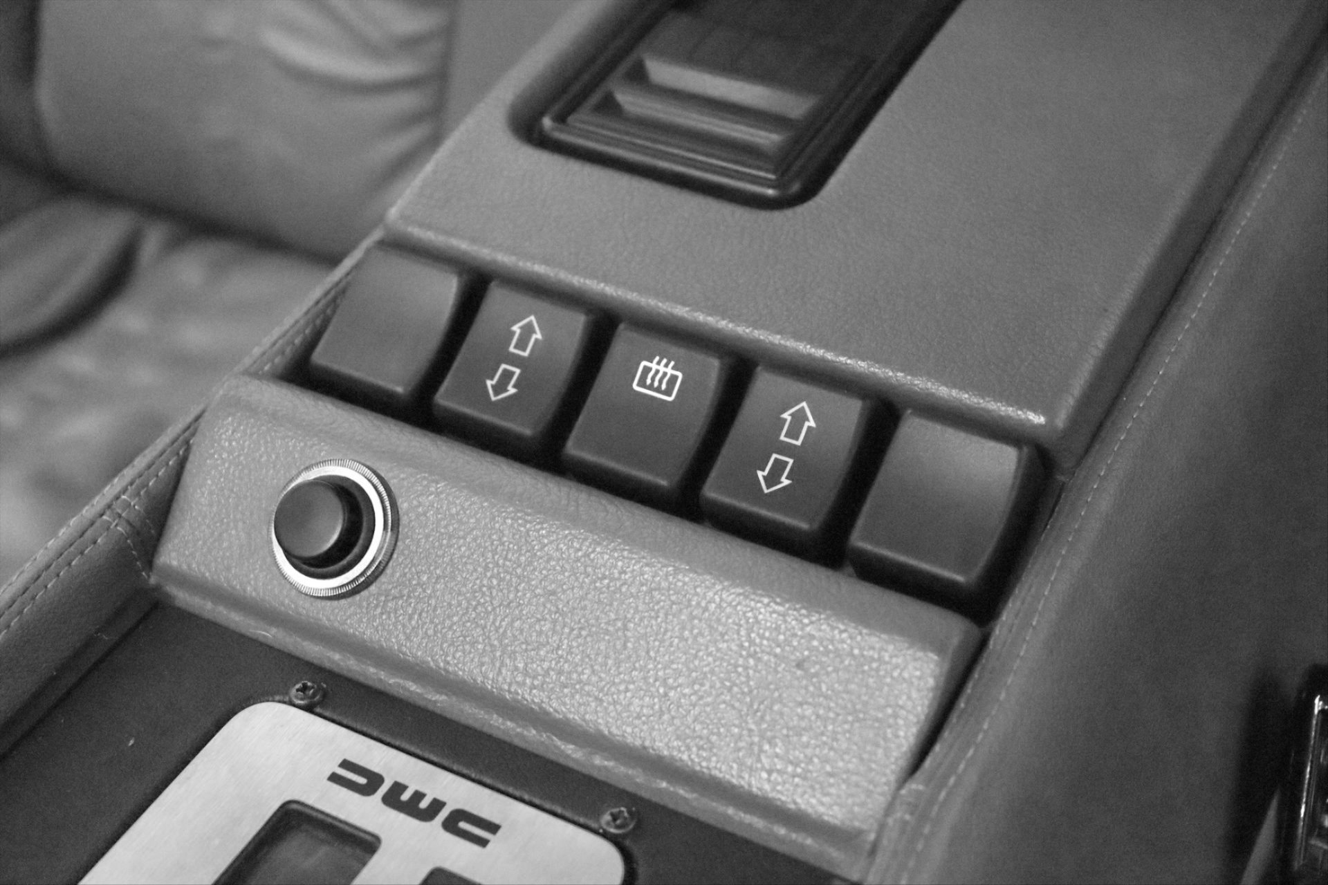 DeLorean Console Switches