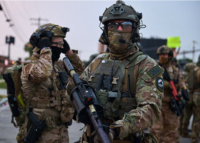 Supreme Court Set To Decide If Trump Can Control Riots Against Ice Facilities Using National Guard