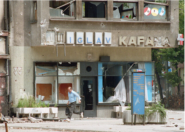 ‘Sniper Tourists’ Paid $90k to Shoot Civilians During 1992 Bosnian War