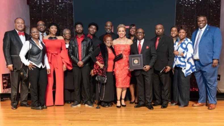 Darrell Miller, Esq., CCM '85 and family at 2025 Alumni Celebration 