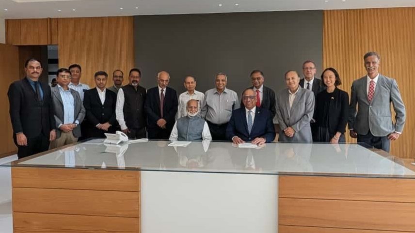 UC President Neville Pinto and Nirma President Dr. Karsanbhai K. Patel with representatives from each university 