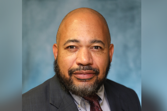 Portrait of Charles Caper,  a financial consultant with the UH Small Business Development Center.