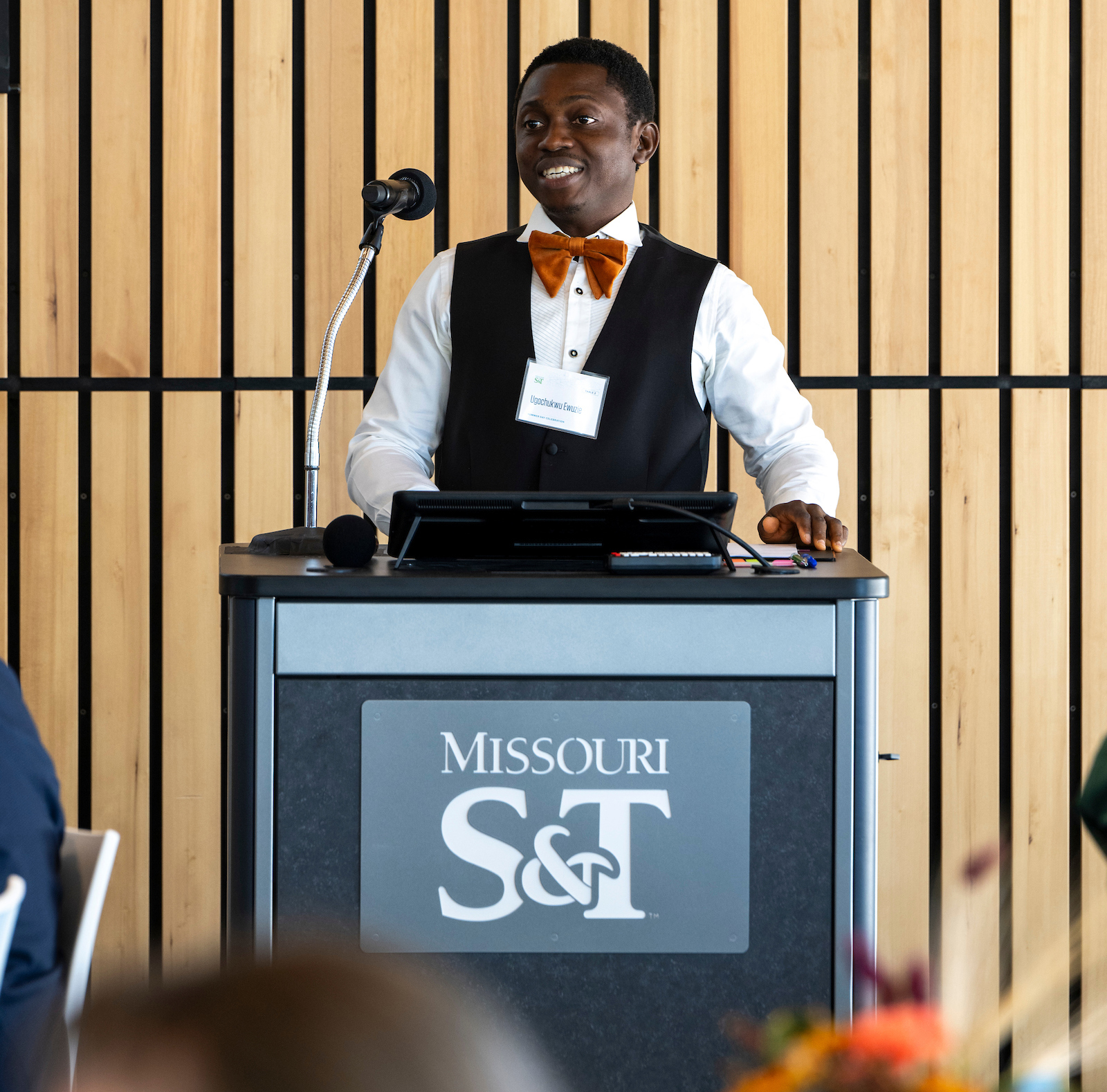 Dr. Ugochukwu Ewuzie speaks at Kummer Day