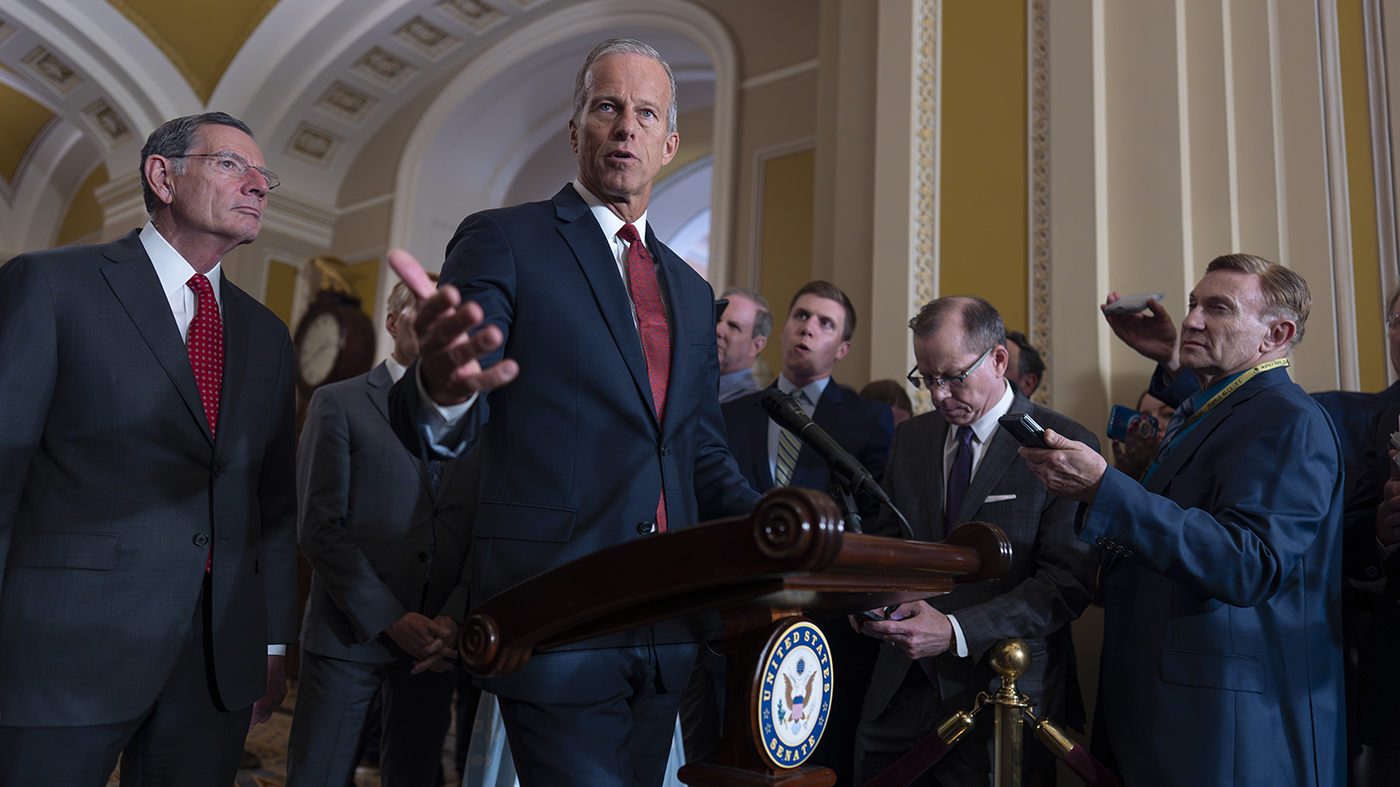 Thune speaks with reporters 