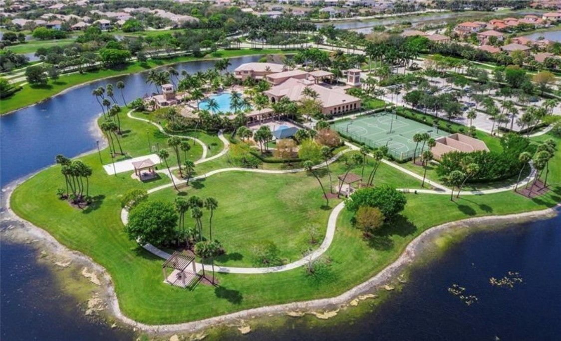 Heron Bay clubhouse pool and amenities