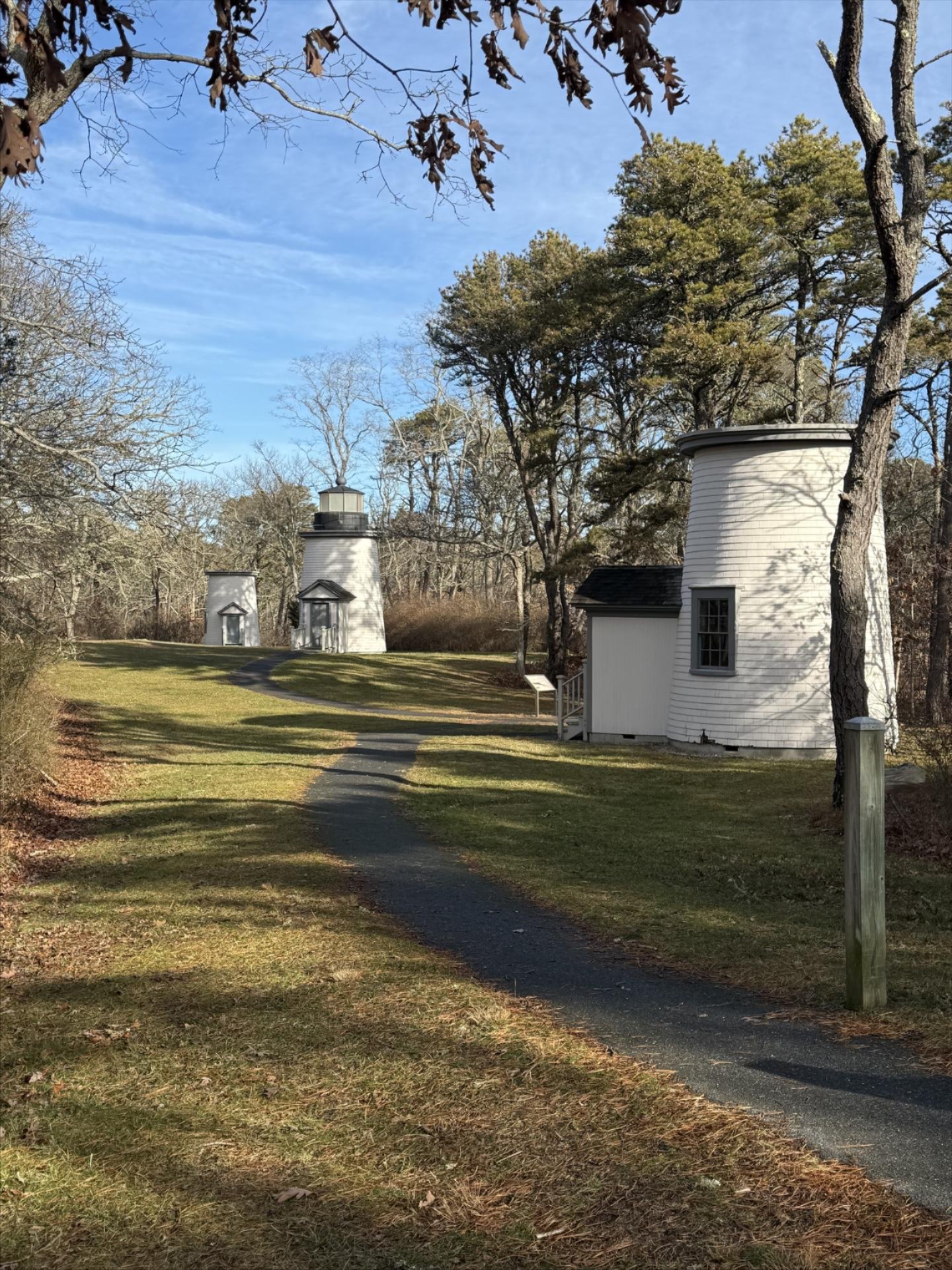 THREE SISTERS LIGHTHOUSES