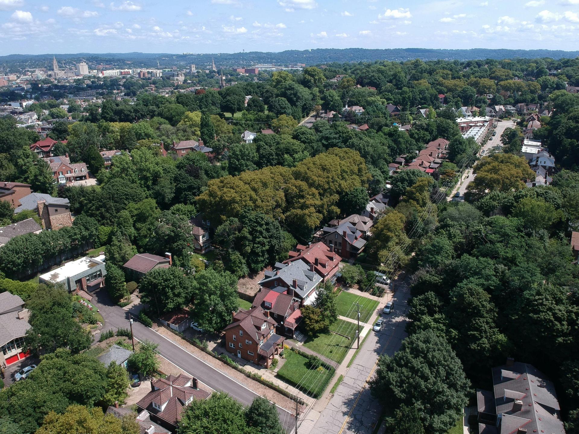 Aerial view of neighborhoods representing the Kansas City housing market