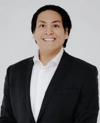 Christian Hoang