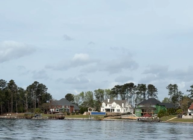 A waterfront home with dock access on Lake Murray, Chapin, SC