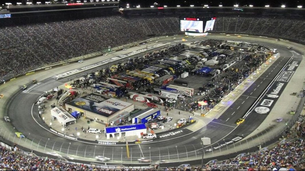 Bristol Motor Speedway at night