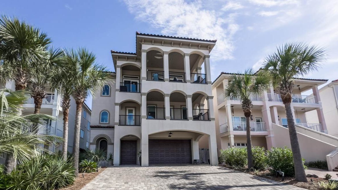 stucco panama city home close the beach