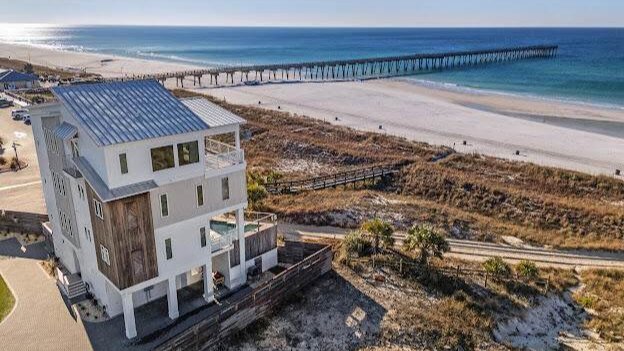 a panama city beach home near the pier