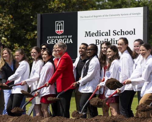 Industry Partners with UGA to Strengthen Health Care in Georgia