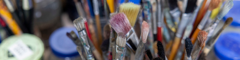 Paint brushes banner