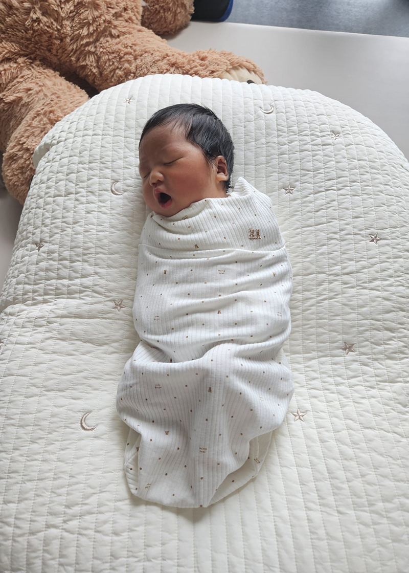 Baby girl: Chloe