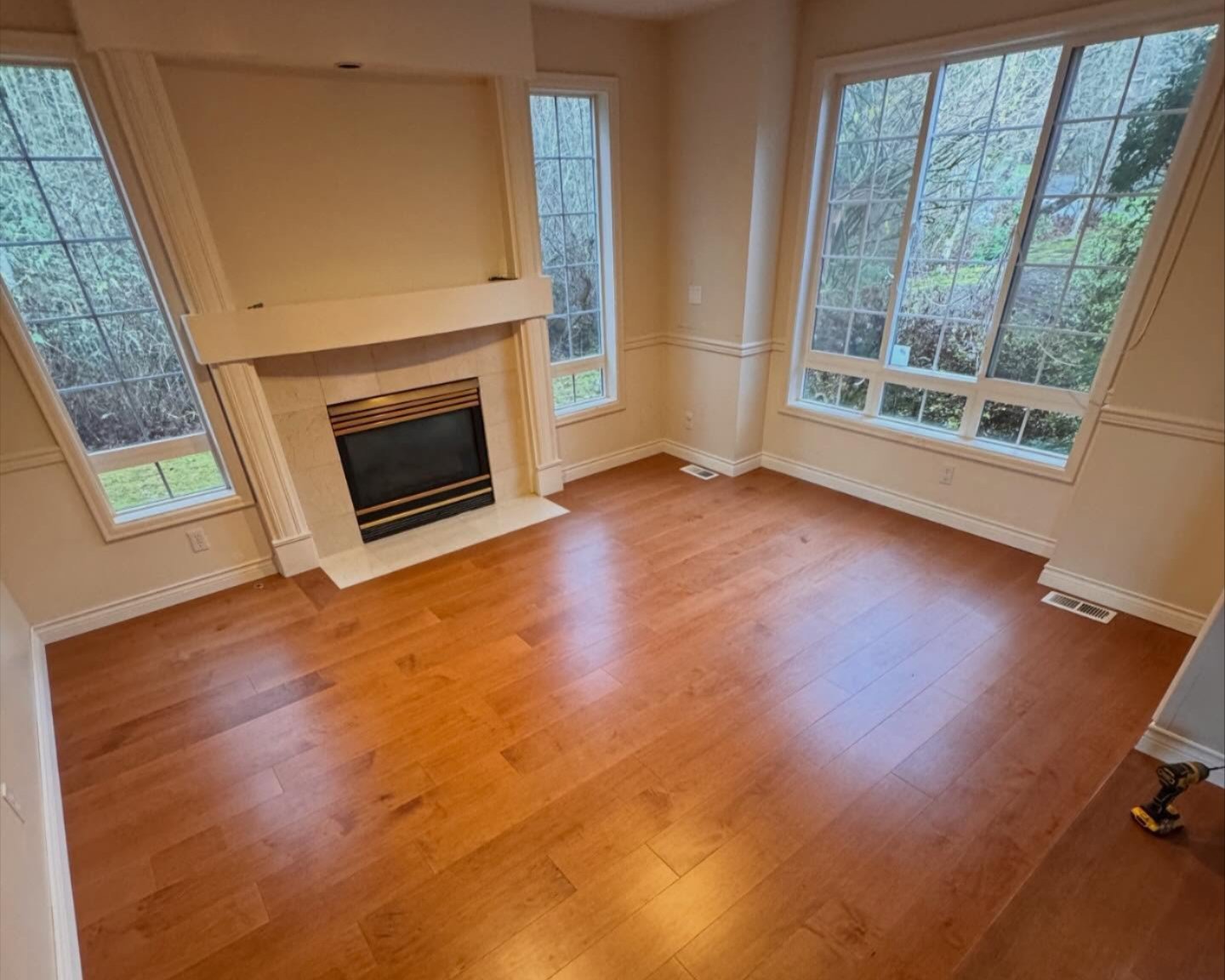 Kings Flooring Service in Redmond, WA