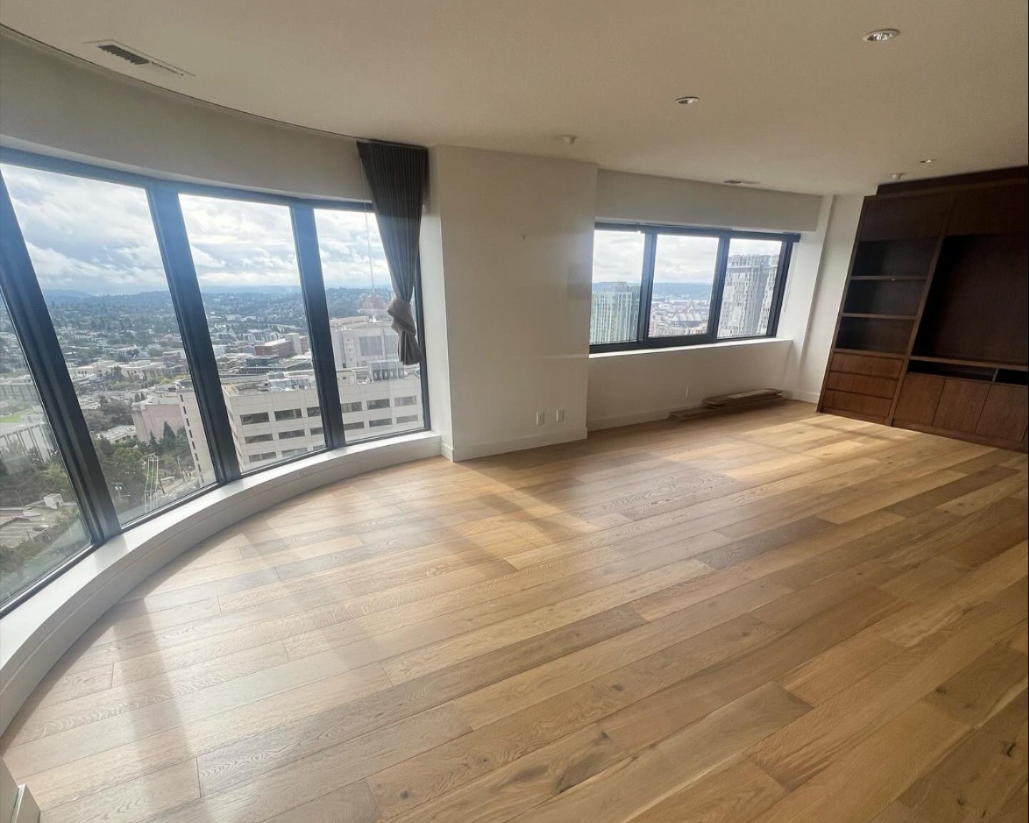 Kings Flooring Service in Redmond, WA