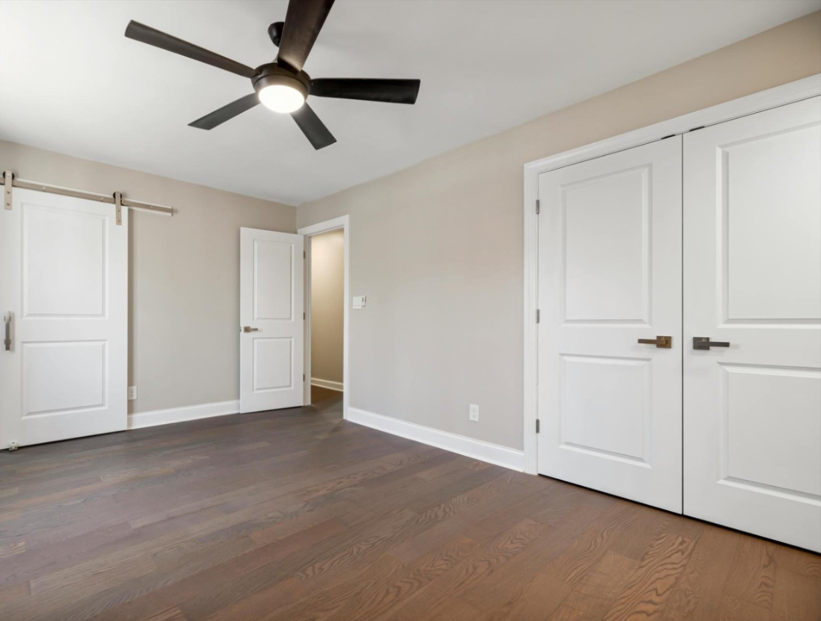 Expert hardwood installation by Aspen Carpet & Floors – precision craftsmanship for Aspen, Basalt, and Carbondale homes