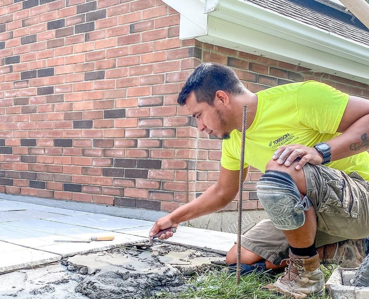 Beautiful patio and garden design ideas in Expert Garden Design in Ledyard, CT