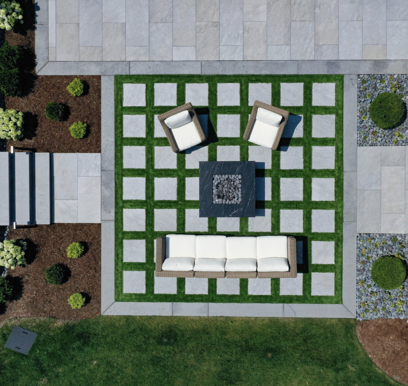 Professional landscape designers in Waterford, CT