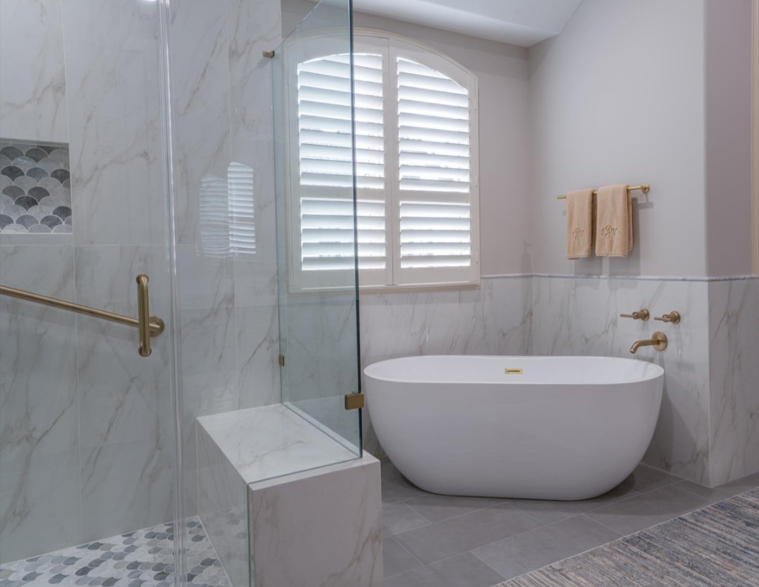 Modern bathtub and shower installation by Tile Zone in Houston, TX — combining comfort, style, and expert craftsmanship for your ideal bathroom upgrade Modern bathtub and shower installation by Tile Zone in Houston, TX — combining comfort, style, and expert craftsmanship for your ideal bathroom upgrade