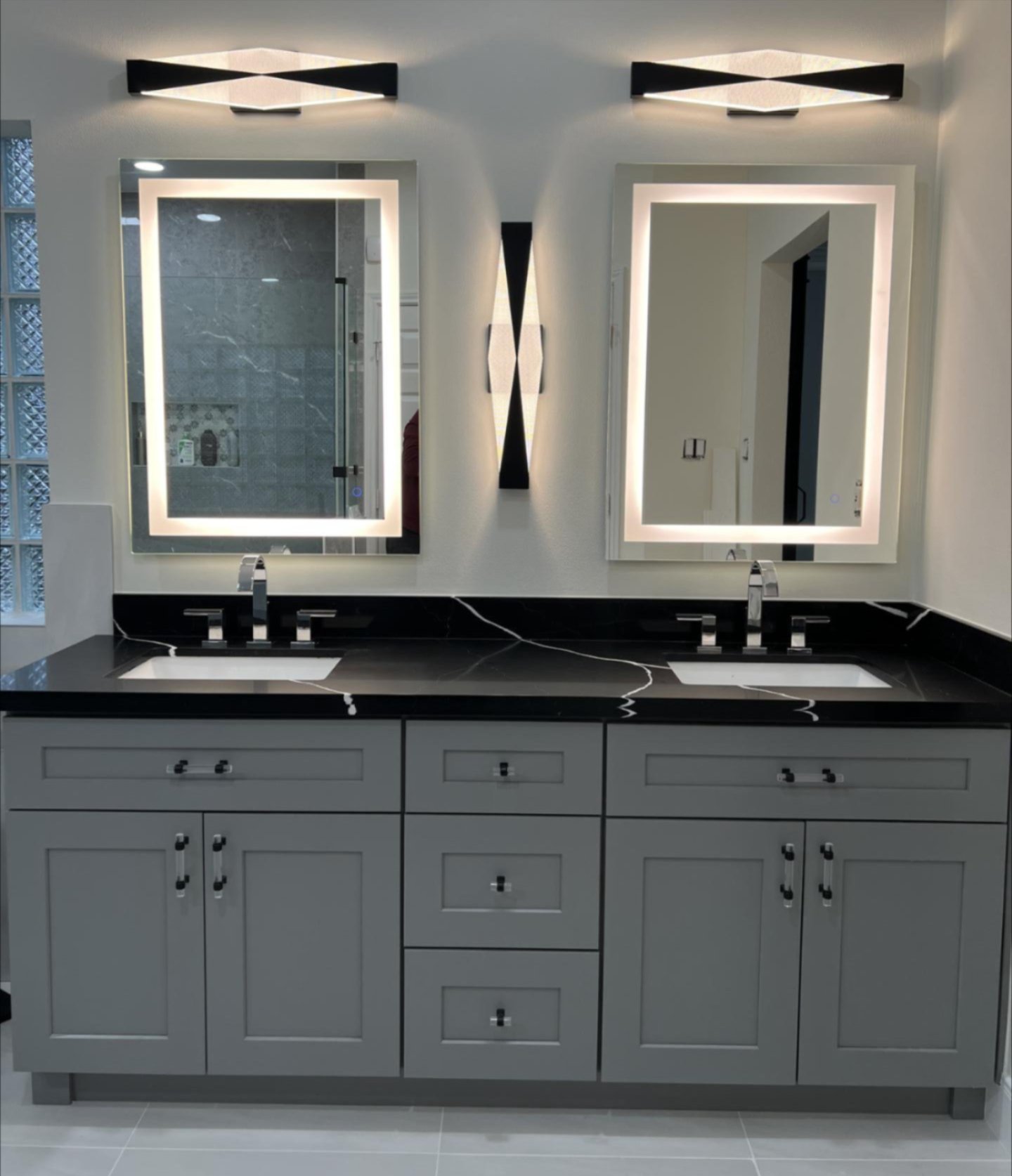 Discover the Tile Zone advantage in Houston, TX — custom granite and quartz bathroom countertops expertly fabricated and installed for a luxurious, lasting upgrade