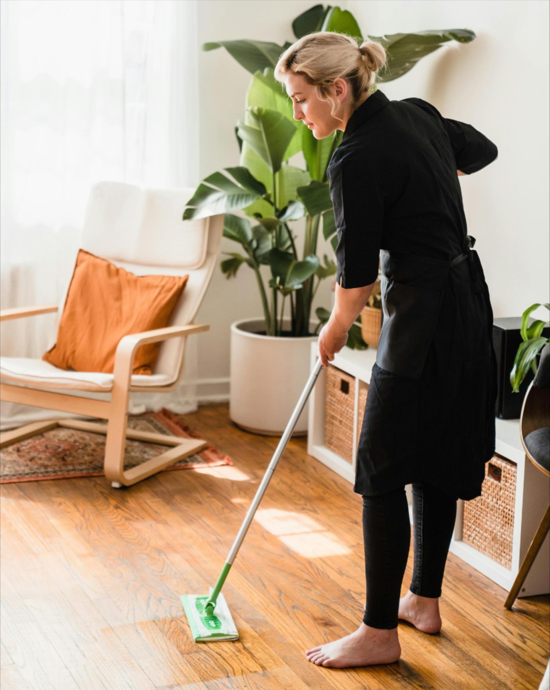 Hardwood Care & Maintenance Guide for the Grand Ledge, MI Area Hardwood Care & Maintenance Guide for the Grand Ledge, MI Area