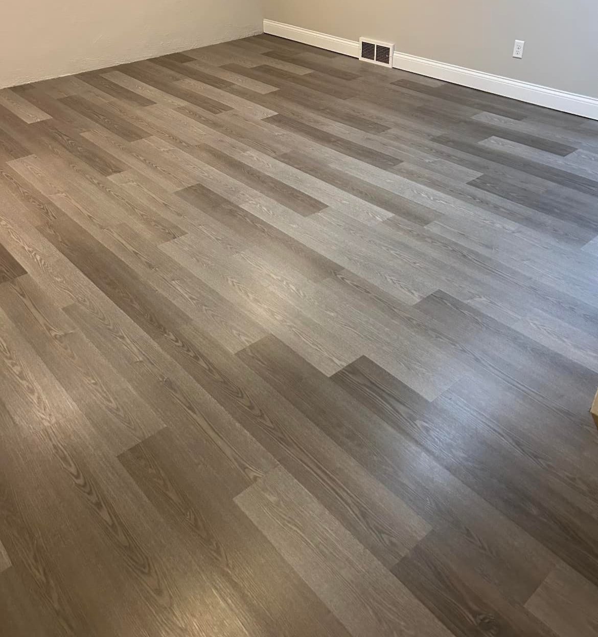 Durable luxury vinyl flooring built for comfort, stability, and everyday use Durable luxury vinyl flooring built for comfort, stability, and everyday use
