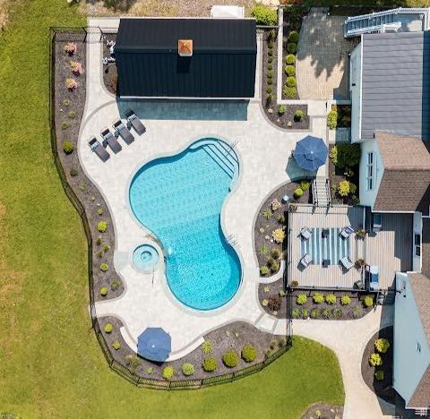 Custom inground pool construction by Poolscape Pools & Spas near Madison, CT