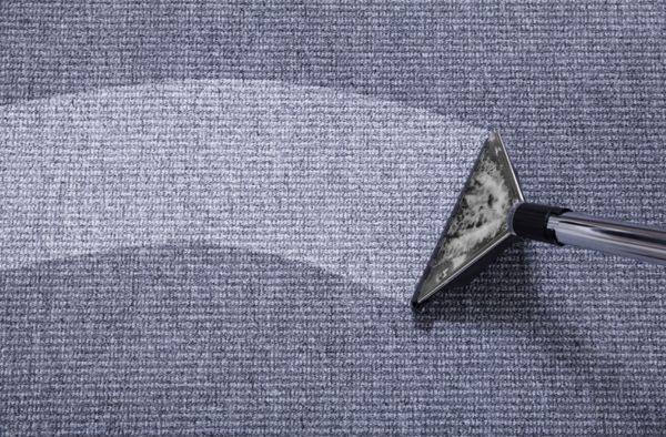 Resilient and stylish loop pile carpet