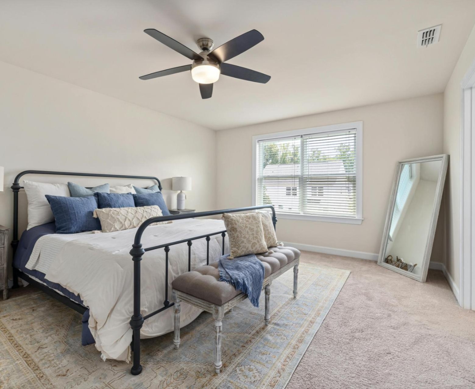 Professional carpet and floor cleaning results in a Windermere home by Dan Dan the Carpet Man Professional carpet and floor cleaning results in a Windermere home by Dan Dan the Carpet Man
