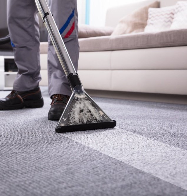 Commercial carpet cleaning technician servicing businesses in Lake Mary, FL
