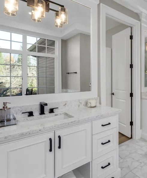 Bathroom cabinets and vanities in Brandon, MS