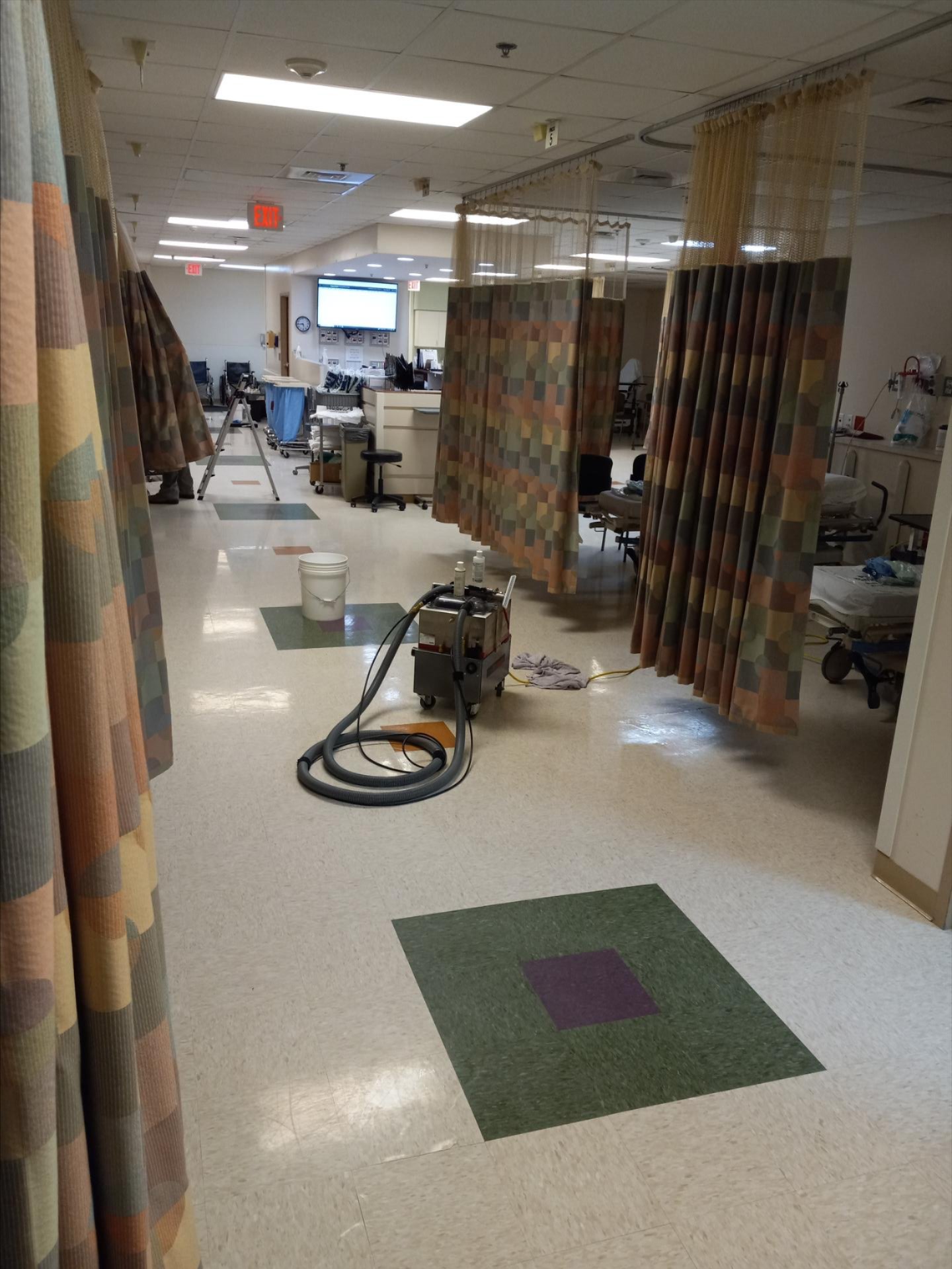 Blind cleaning & repair services in Orono, MN