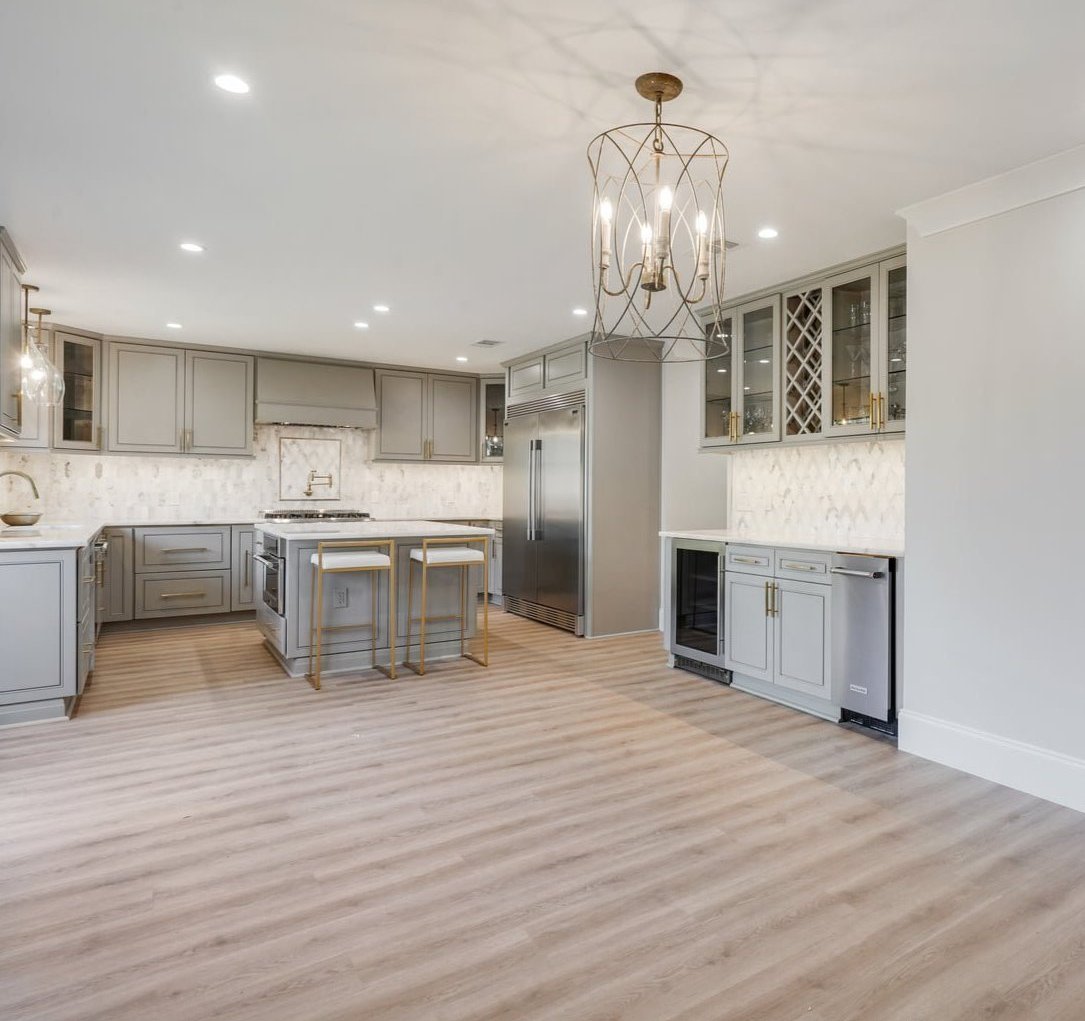 Hardwood, luxury vinyl, carpet, laminate and more flooring solutions for New Orleans, LA Hardwood, luxury vinyl, carpet, laminate and more flooring solutions for New Orleans, LA