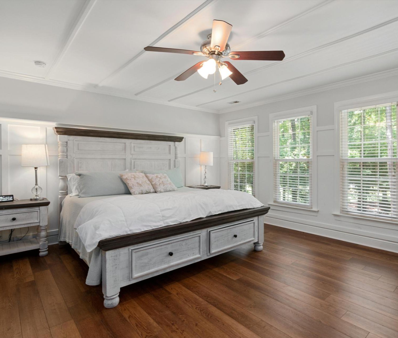 Newly installed hardwood flooring in Sallisaw, OK by Quality Floors