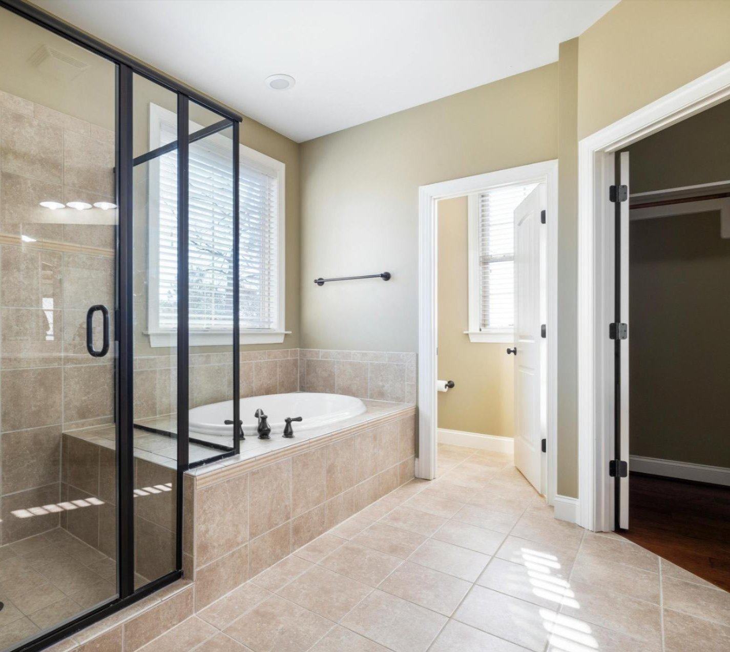 Professional flooring and installation services for Roland, OK Professional flooring and installation services for Roland, OK