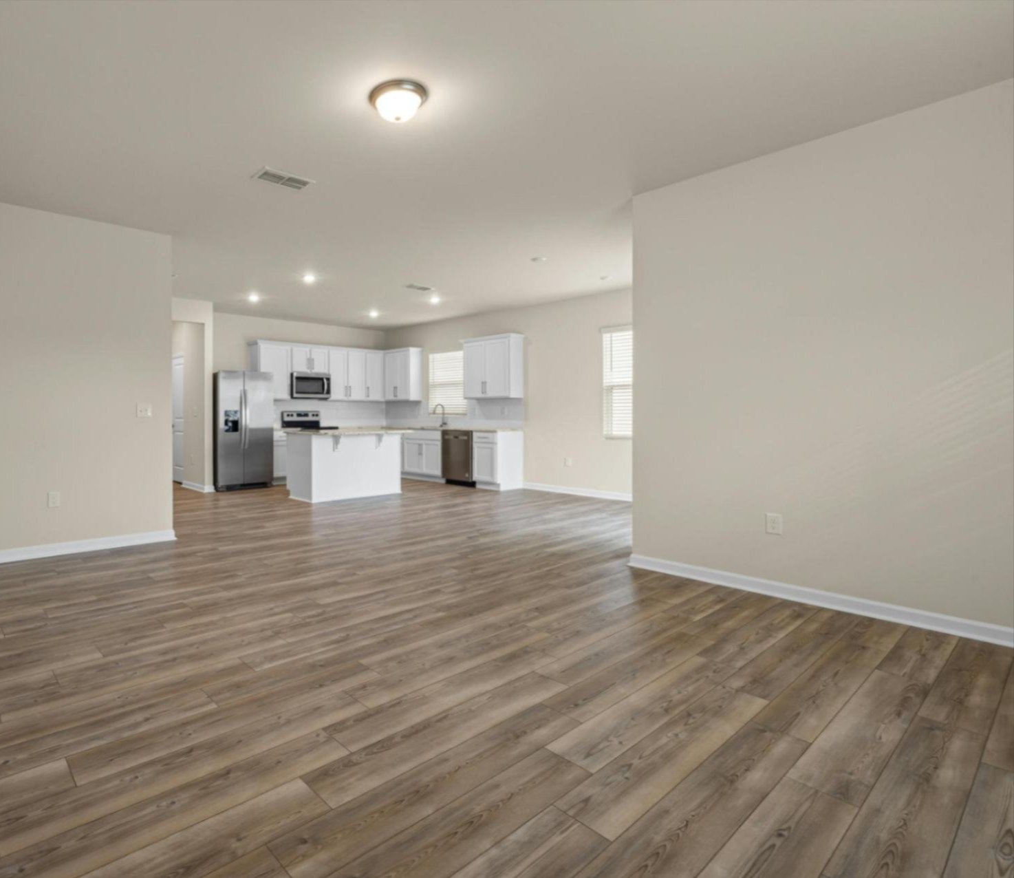 Professional vinyl plank installation services for homes and businesses in Sallisaw, OK