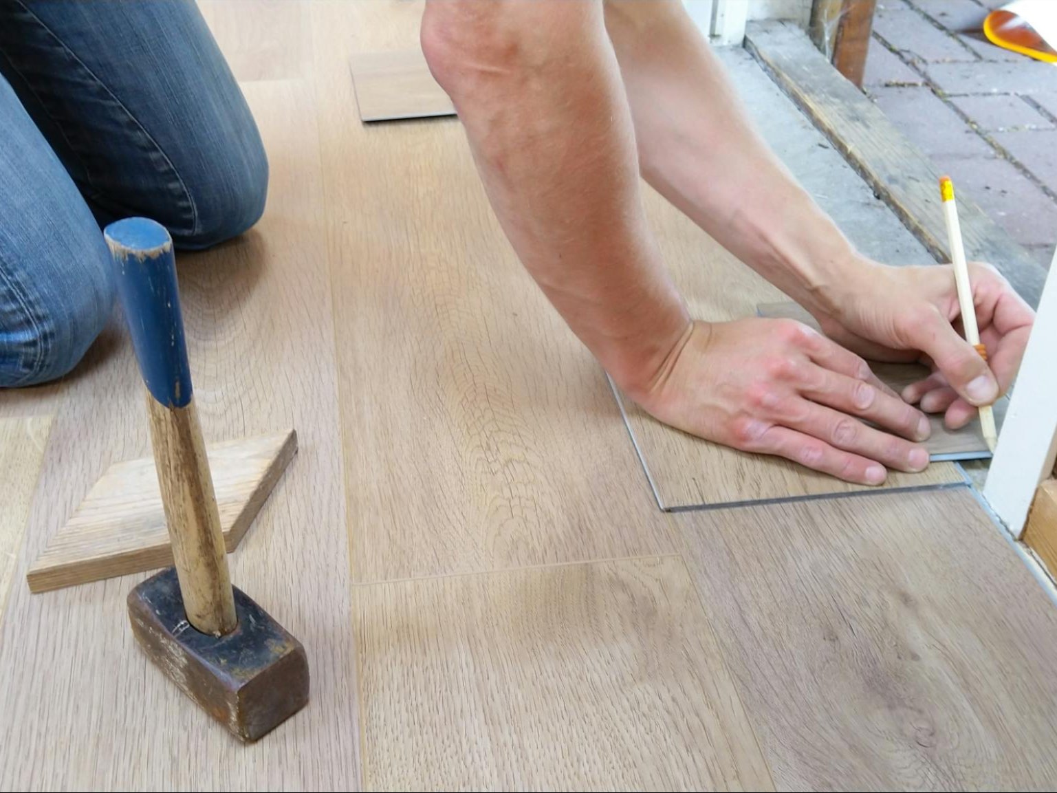 Hardwood flooring installers in Naples, FL