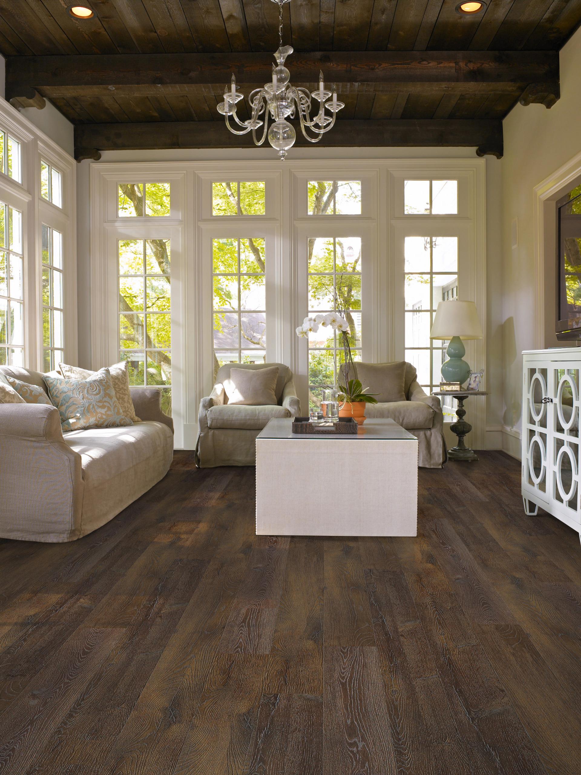 Waterproof laminate flooring options in Cookeville, TN