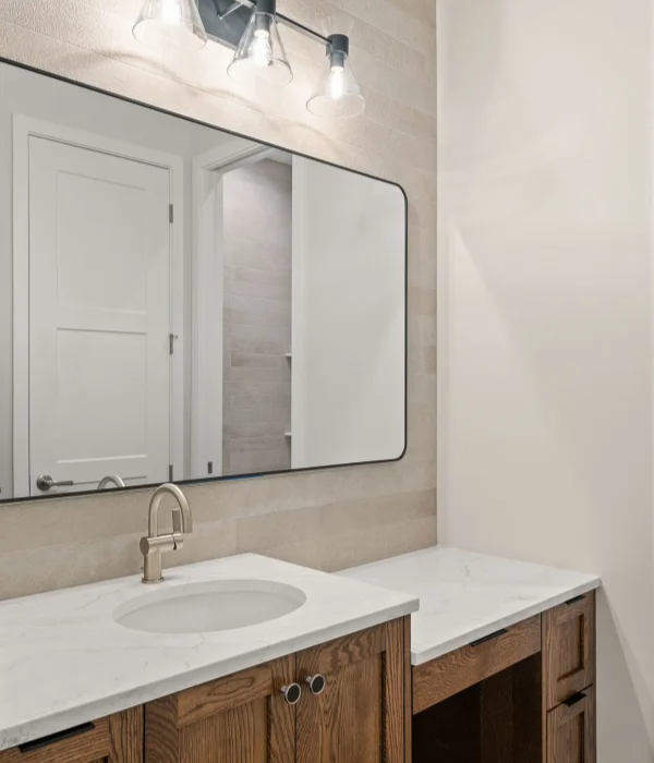 Flooring design ideas in Minneola, FL