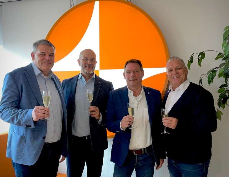 Van links naar rechts: Leon Boer, Arjan Looij, Kees Gunnewijk, Kees Commijs