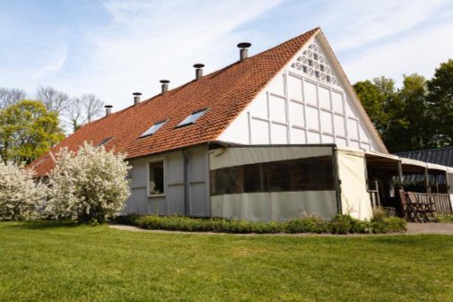 Het aanzicht van groepsaccommodatie OudLand in Marknesse