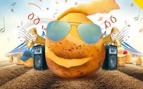 Het beeldmerk van het Pieperfestival is een deels geschilde aardappel met een zonnebril op en speakers als oren