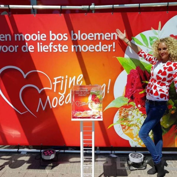 Winkelcentrum actie - Bloemen voor de liefste moeder